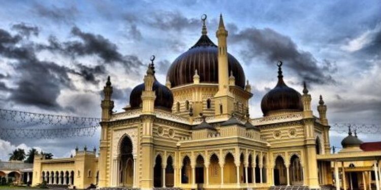 Ilustrasi masjid sebagai tempat pelaksanaan rukun islam kedua